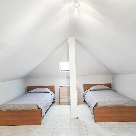 Apartament Maisonette By The Sea *