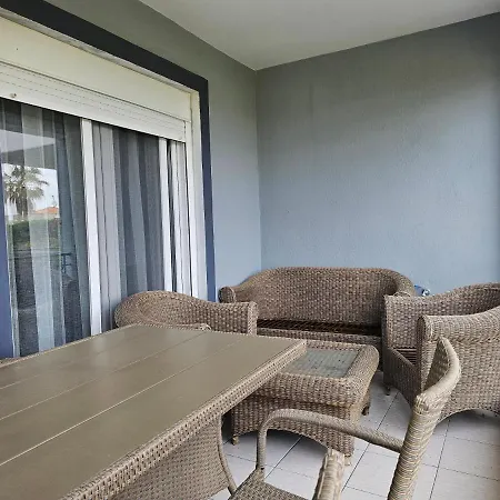 Apartament Maisonette By The Sea