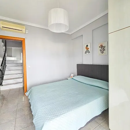 Maisonette By The Sea 公寓